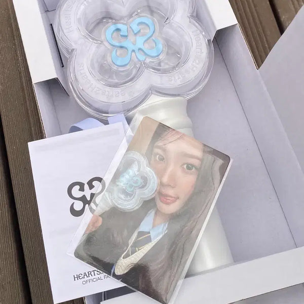 [BUNJANG] HATS TO HEARTS HATOOHA Lightstick / 하츠투하츠 하투하 응원봉 에이나