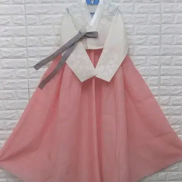 [BUNJANG] Muhak Judan Women's Hanbok Cubic New Style / 445 무학주단 여성한복 신형한복 큐빅 77L 키150-160/창고갤러리