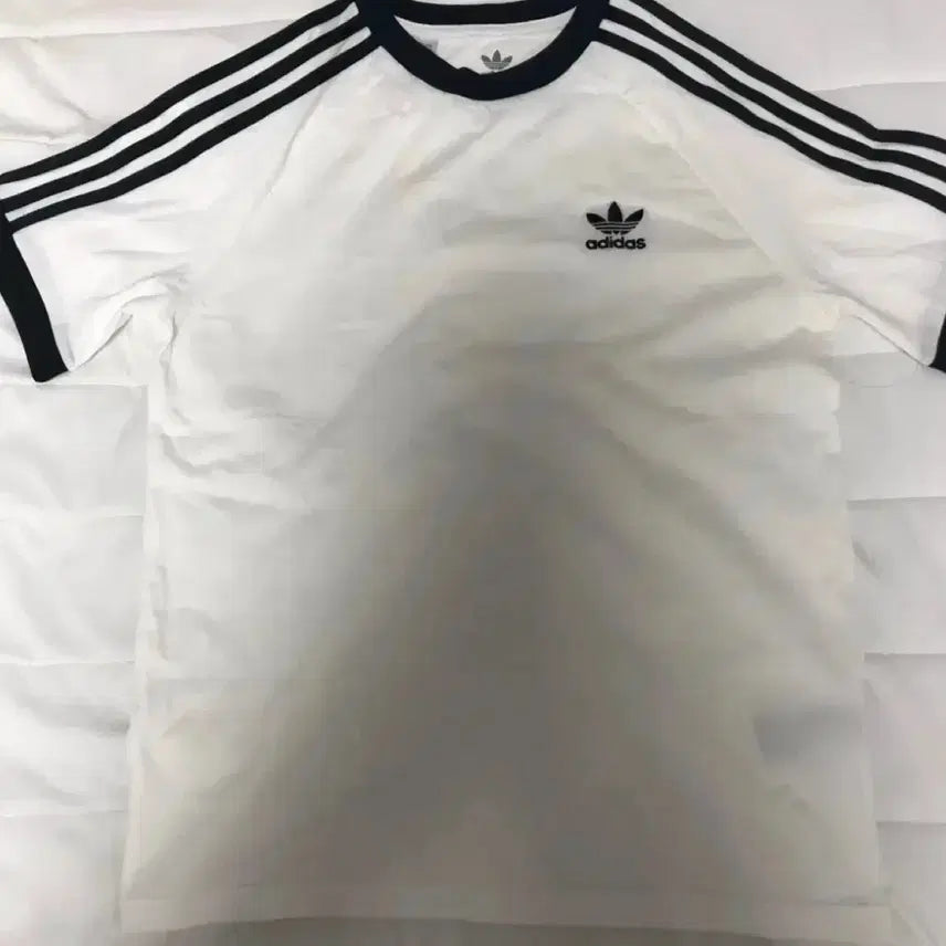 [BUNJANG] Adidas 3-Stripes Short Sleeve T-Shirt Size S / 아디다스 삼선 반팔티