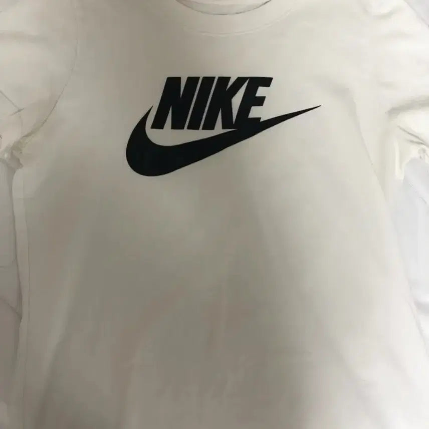 [BUNJANG] Nike Women's T-Shirt Size M / 나이키 반팔 m