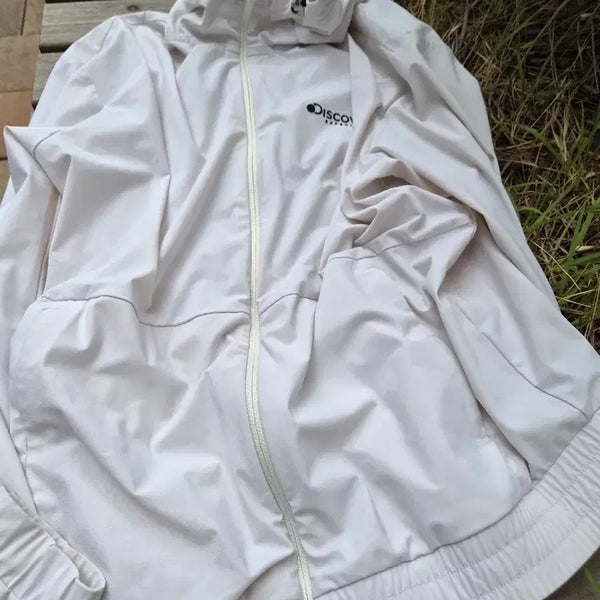 [BUNJANG] Discovery Channel Beige Windbreaker Jumper / 디스커버리 바람막이 점퍼 베이지
