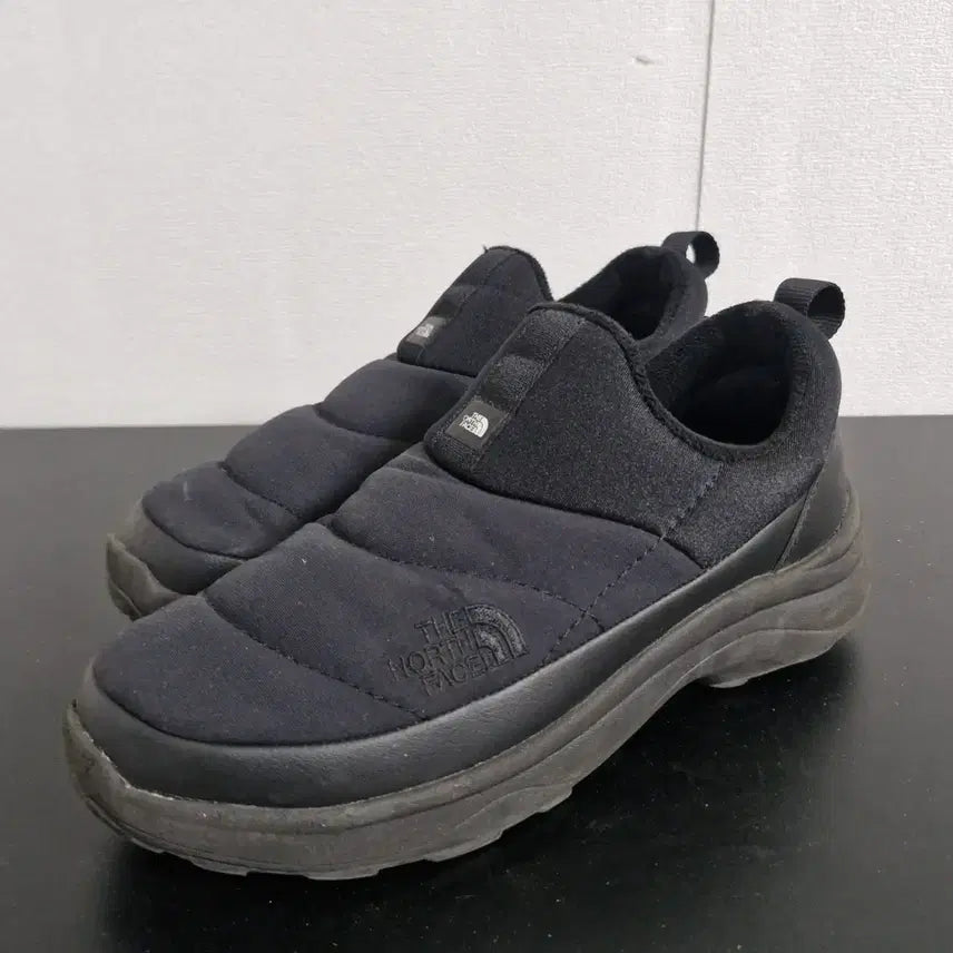 [BUNJANG] The North Face Goose Down Insulated Slip-Ons (Size 240) / 노스페이스 구스다운 방한 슬립온(240)