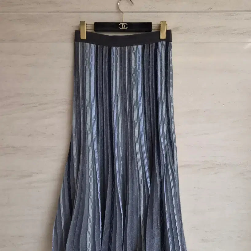 [BUNJANG] Rat By T. Glitter Pleats Knit Skirt Size 55 / 래트바이티 글리터 플리츠 니트 스커트 55사이즈