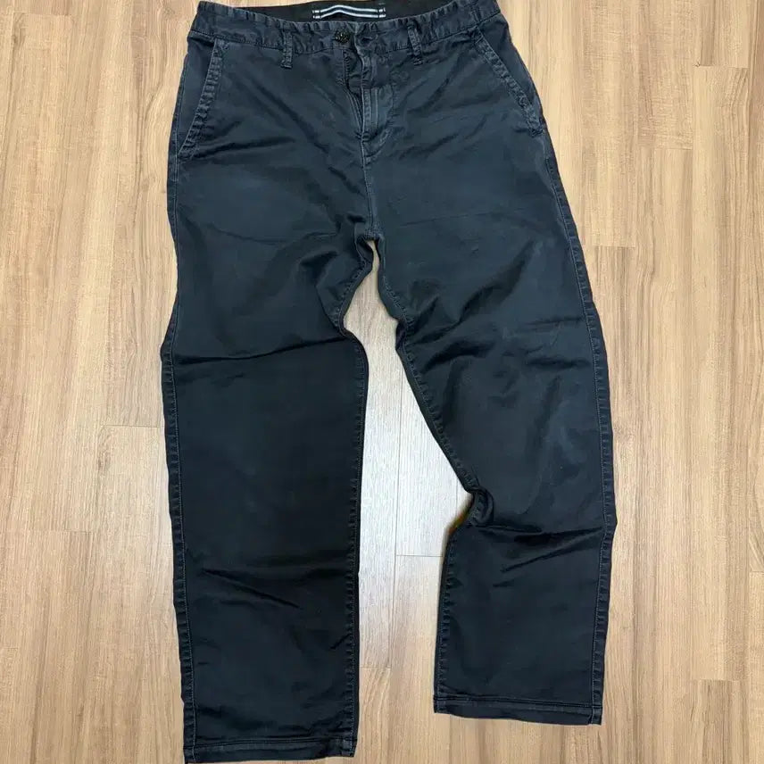[BUNJANG] Stone Island 23FW Chino Pants Black 30 / 스톤아일랜드 23FW 치노 블랙 30