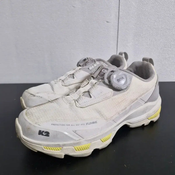 [BUNJANG] K2 Flyhike Pure Hiking Shoes (Women's 235) / (오염있음)K2 플라이하이크 퓨어 (235)