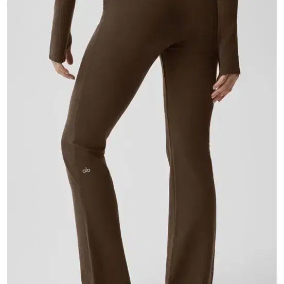 [BUNJANG] Alo Yoga Away Bootcut Sweatpants Espresso / 알로 팬츠 aloyoga away bootcut sweatpants espresso
