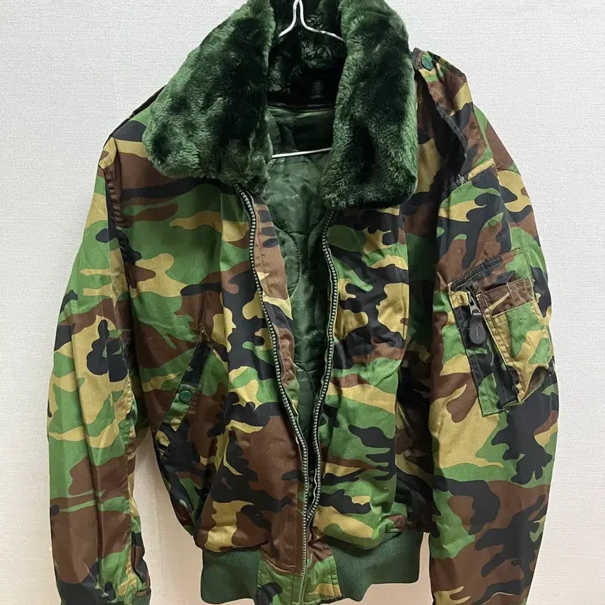 [BUNJANG] Korean Army Vintage Camouflage Flight Jacket / 육군 구형 항공점퍼