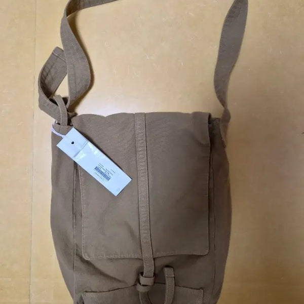 [BUNJANG] Apofeenian Messenger Bag New / 아포페니안 메신저백 새상품