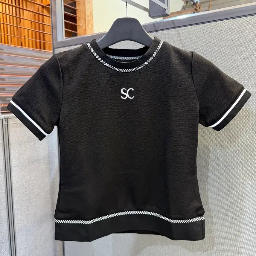[BUNJANG] Women's Golf Short Sleeve T-Shirt Black / 여성 골프 반팔티