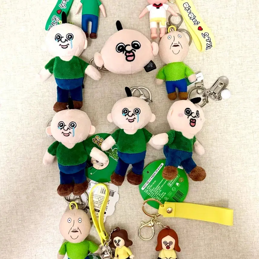 [BUNJANG] Bbangbbangyi Okji Doll Gacha Figure Keychain Set / 빵빵이 옥지인형뽑기가챠피규어키링열쇠가방고리인형 세트