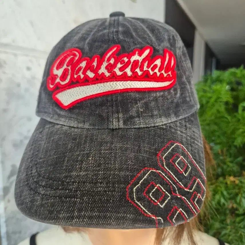 [BUNJANG] Basketball Embroidered Dark Blue Ball Cap / 농구 자수 진청 볼캡 검정