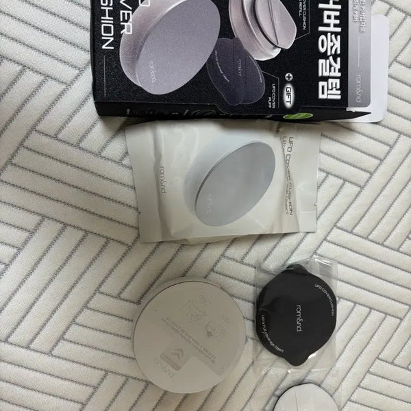 [BUNJANG] rom&nd UFO Cover Cushion SPF50+ PA++++ / 롬앤 커버종결템 UFO 커버 쿠션
