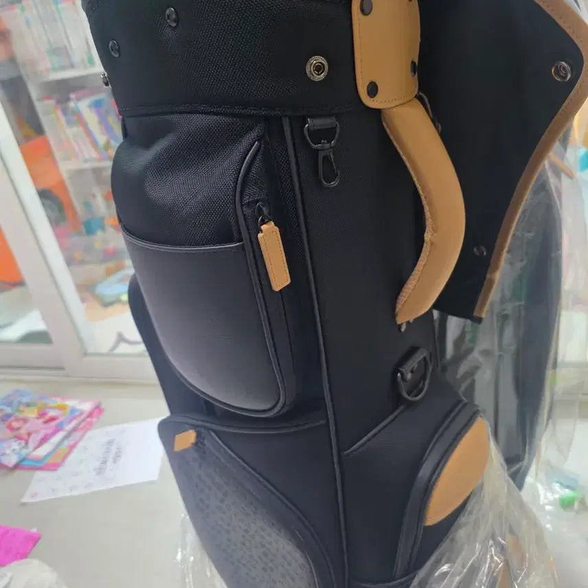 [BUNJANG] Volvo Golf Bag / Caddie Bag (New) / (새상품) 볼보 골프백/ 캐디백