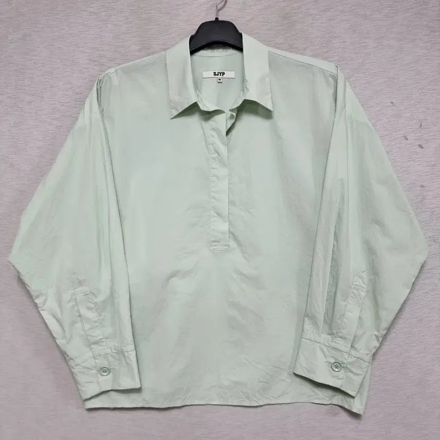 [BUNJANG] SJYP Summer Oversized Fit Shirt Mint, Women's Size M (55-66) / SJYP 여름 오버핏 셔츠 여자55ㅡ66사이즈ㅡ0324ㅁㅁ