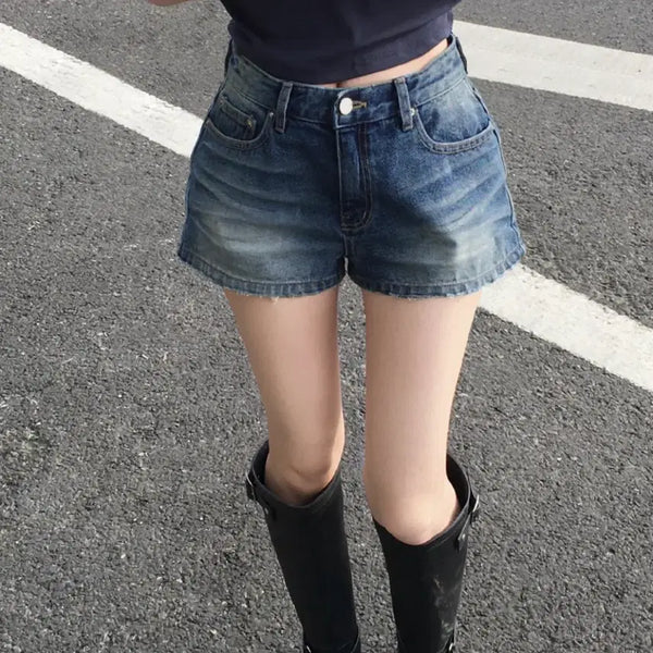[BUNJANG] Hineek-Bricks Back Pocket Washed Short Pants / 지그재그 히니크-브릭스 뒷포켓 워싱 숏팬츠