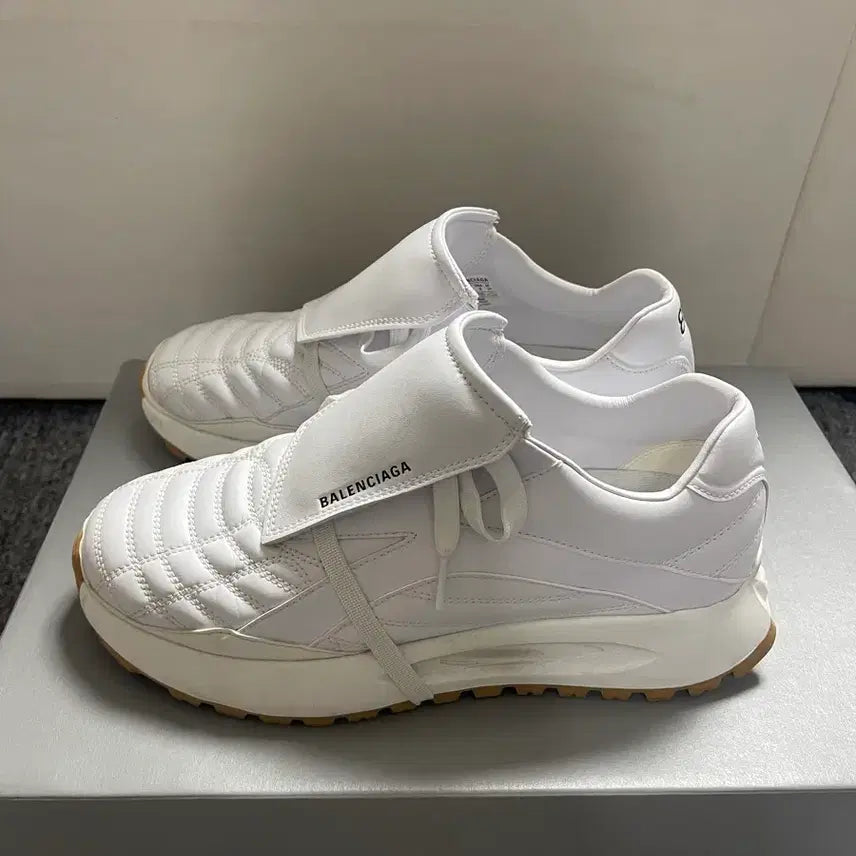 [BUNJANG] Balenciaga Soccer Sneakers White / 발렌시아가 사커 스니커즈 화이트 솔스왑 e41