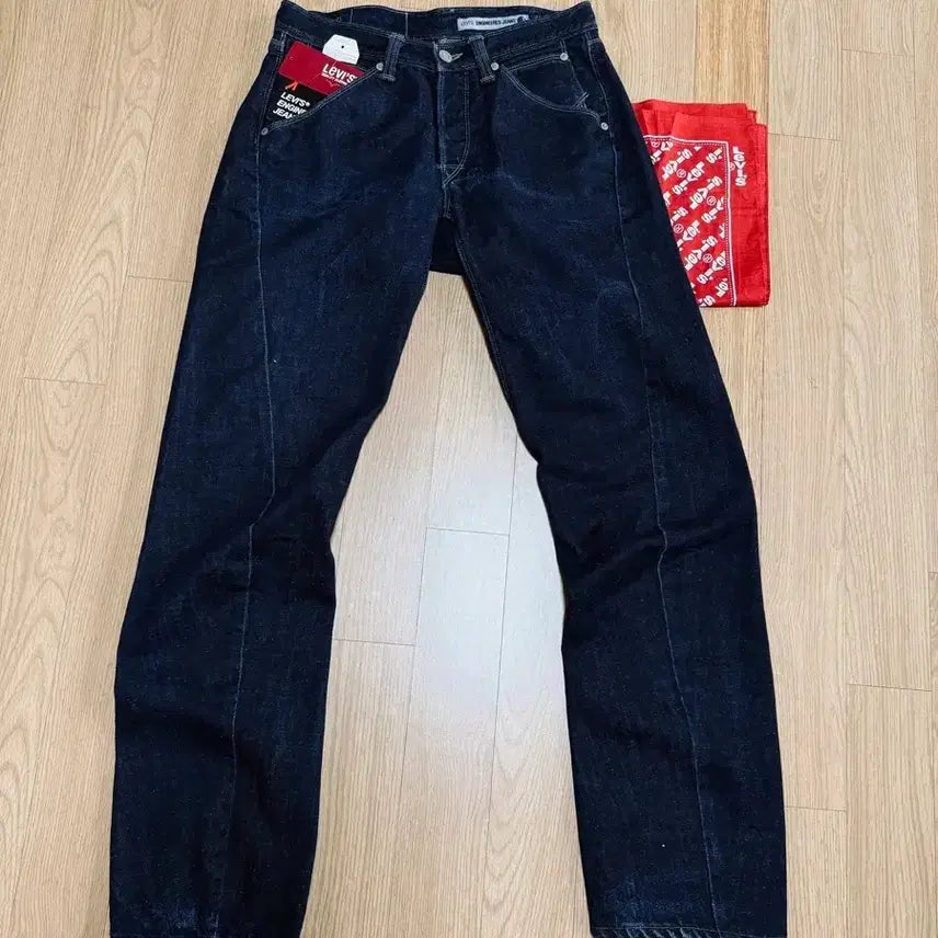 [BUNJANG] Levi's Cinch Back Engineered Jeans 1999 / 유럽 초인기 리바이스 신치백 엔지니어드진