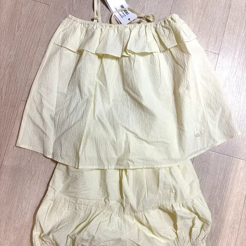[BUNJANG] Yellow Romper S-Strap Pajama Set / 세트 옐로우 롬퍼 S끈나시 파자마 세트