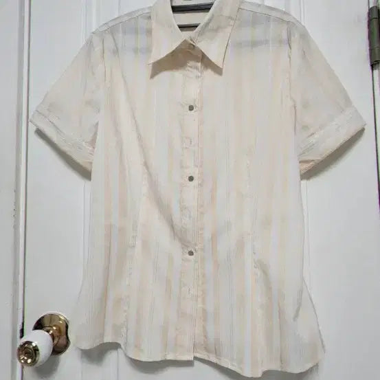 [BUNJANG] Accent Apricot Stripe Short Sleeve Shirt Size 16 / 살구색 스트라이프 셔츠