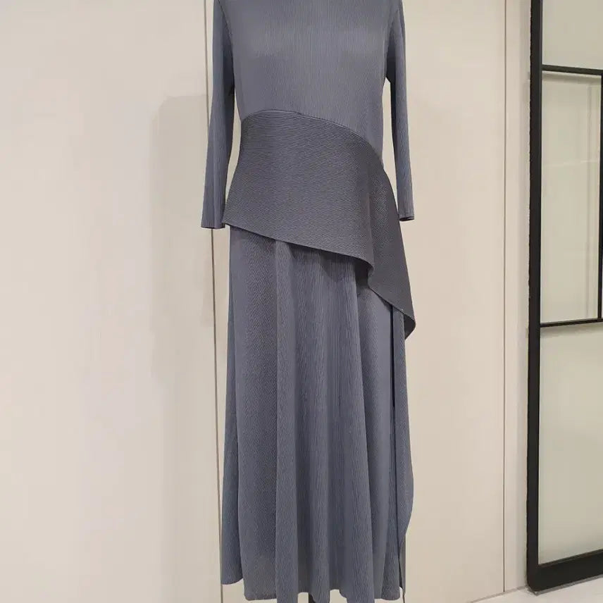 [BUNJANG] Pleated Long Dress Grey / 플리츠 원피스 그레이