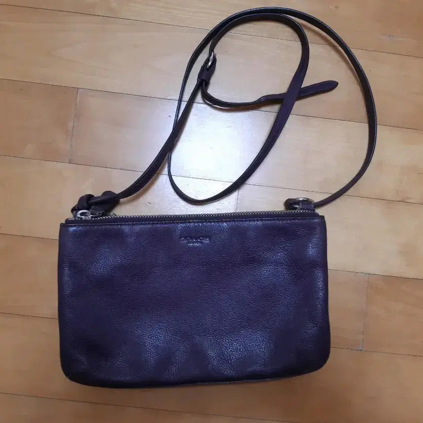 [BUNJANG] Coach Leather Crossbody Bag Brown / 코치 크로스백