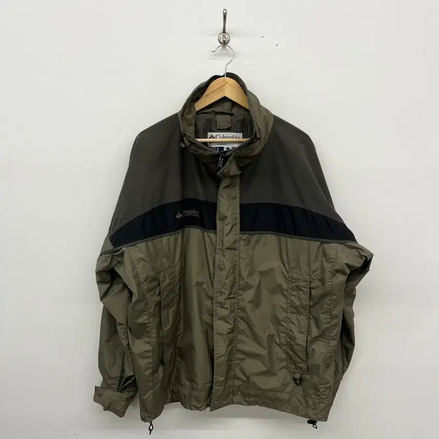 [BUNJANG] Columbia Khaki Windbreaker Jacket XXL / 컬럼비아 바람막이 자켓 카키색 남XXL