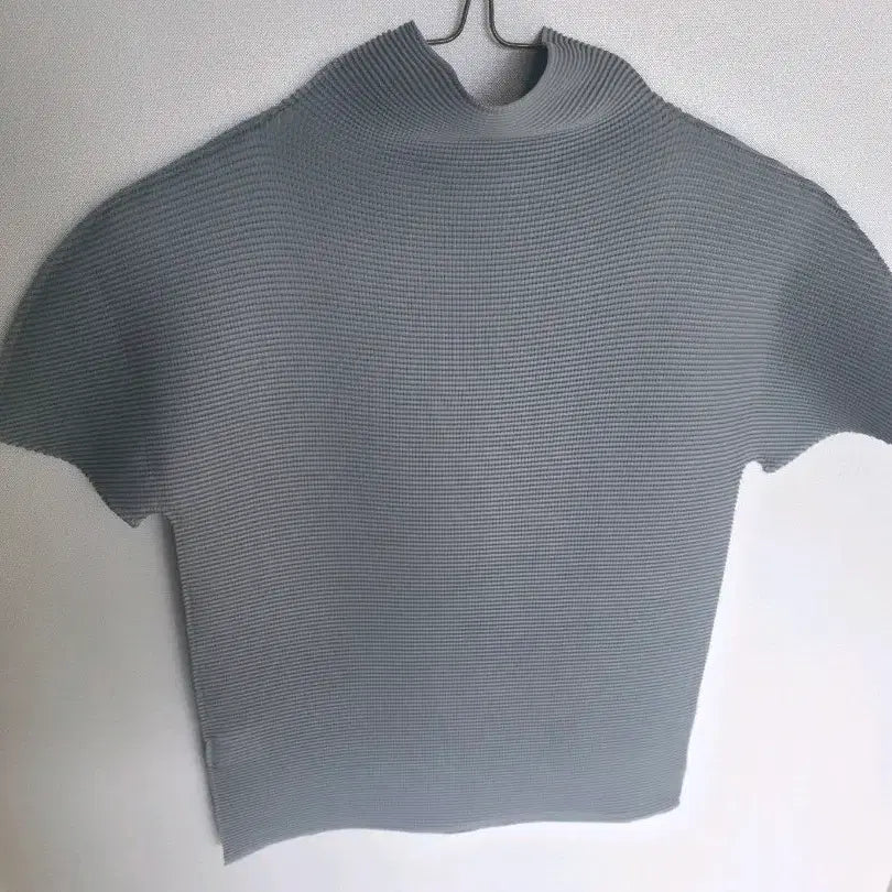[BUNJANG] Pleats Please Me Half Neck Short Sleeve T-Shirt / 플리츠 플리즈 me  반목반팔티