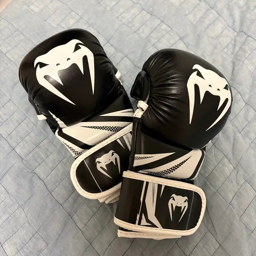 [BUNJANG] Venom Challenger 3.0 MMA Open Finger Gloves M / 베넘 챌린저 3.0 MMA 오픈핑거 글러브 M
