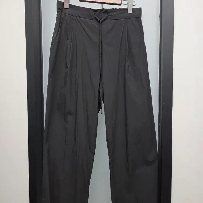 [BUNJANG] LECOVE Pintuck Wide Pants / LECOVE 바스락 핀턱와이드팬츠