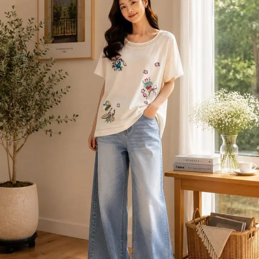 [BUNJANG] Women's Casual Character Embroidered Short Sleeve Knit T-Shirt / 여성 캐주얼 캐릭터 자수 반팔 니트 티셔츠