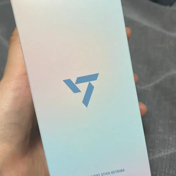 [BUNJANG] SEVENTEEN Official Lightstick Keyring / 세븐틴 응원봉 키링