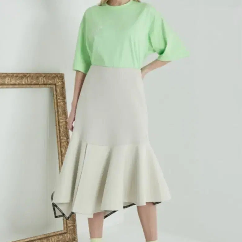 [BUNJANG] System Flare Banding Skirt Size 66 / 시스템 언밸런스 플레어 밴딩 스커트 66사이즈