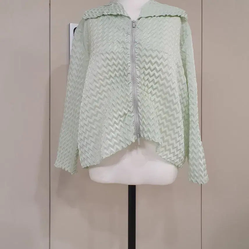 [BUNJANG] Green Checkered Pattern Hooded Zip-Up Jacket / 연두색 체크 패턴 후드 집업
