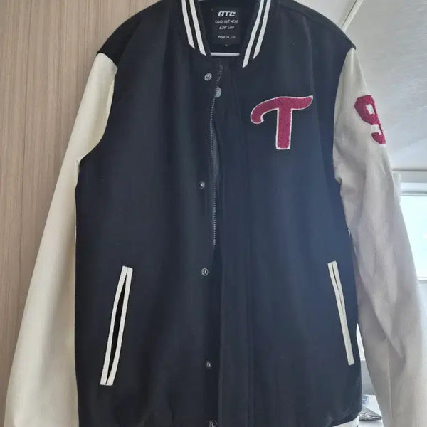 [BUNJANG] LG Twins BW Stadium Jumper (Size L) / LG트윈스 BW 스타디움 점퍼