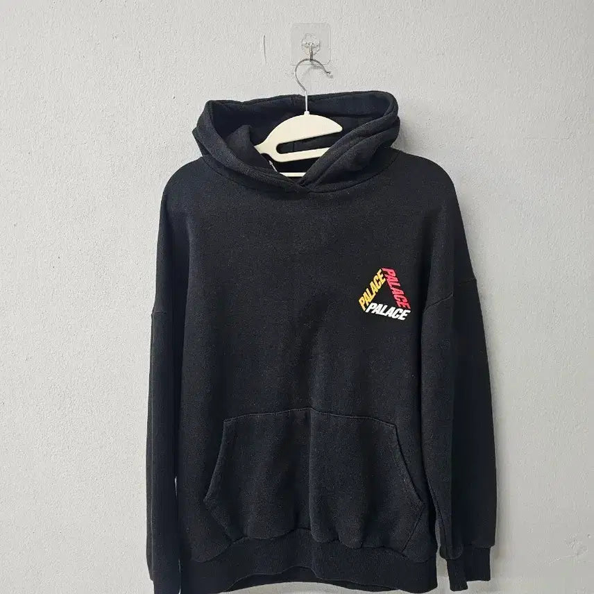 [BUNJANG] Palace Logo Hoodie Black / 팔라스 로고 후드티 블랙