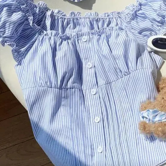 [BUNJANG] Off-Shoulder Striped Shirring Blouse with Frill Sleeves / 오프숄더 스트라이프 셔링 블라우스