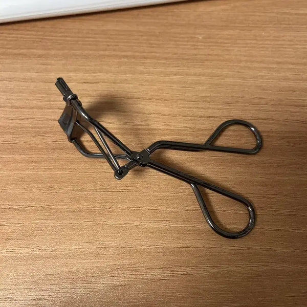 [BUNJANG] Shiseido MAQuillAGE Eyelash Curler / 시셰이도 마끼아쥬 뷰러