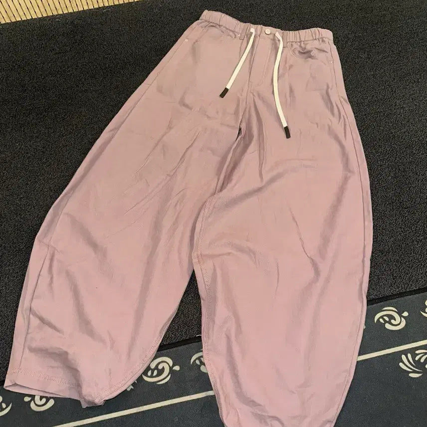 [BUNJANG] Gi-Cheol Easy or Easy Balloon Pants Dark Pink / 기철 easy or easy 벌룬 팬츠 다크핑크컬러 팝니다