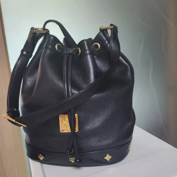 [BUNJANG] MCM Leather Shoulder Bag Black Gold Logo / 엠씨엠 가방 독일산