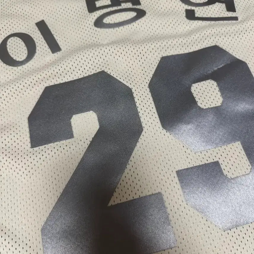 [BUNJANG] Doosan Bears Fila Away Authentic Uniform - Lee Byung-heon Marking (Size 95, 2023 Summer) / 두산베어스 휠라 원정 그레이 어센틱 유니폼 95 (2023 하계) 이병헌 마킹