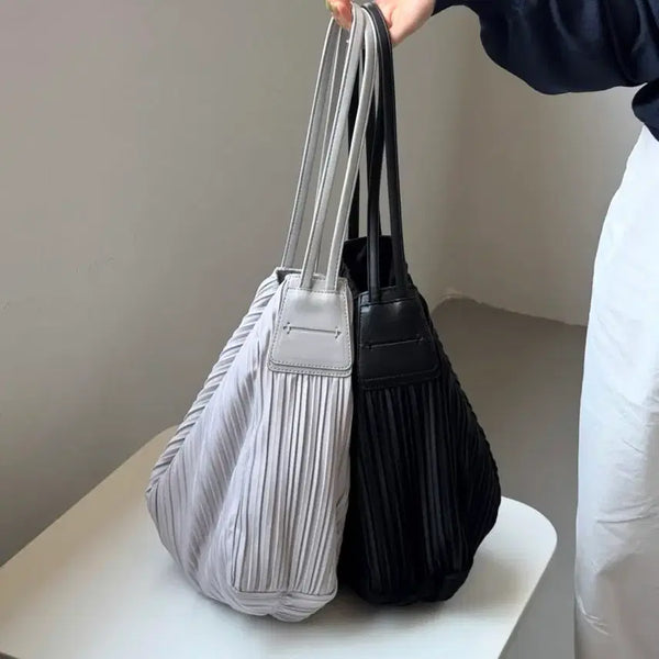 [BUNJANG] LISA Pleated Bag / LISA플리츠백 새상품