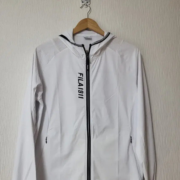 [BUNJANG] Fila Windbreaker Jacket White Unisex / (새것)휠라 바람막이 자켓 화이트(남여공용)