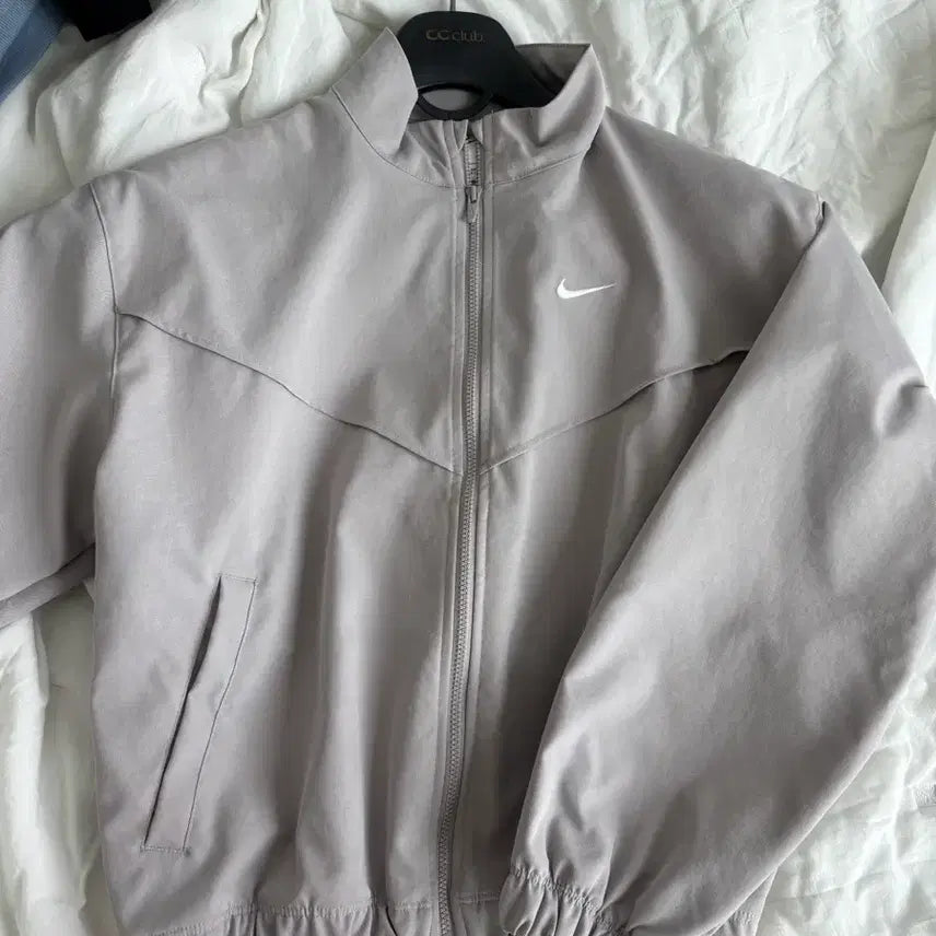 [BUNJANG] Nike Grey Windbreaker Jacket M / 나이키 그레이 바람막이 자켓 m