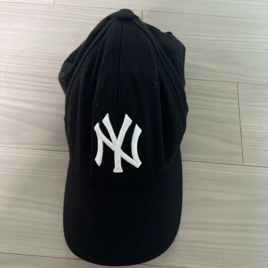 [BUNJANG] New York Yankees Baseball Cap Black / 뉴욕양키즈모자