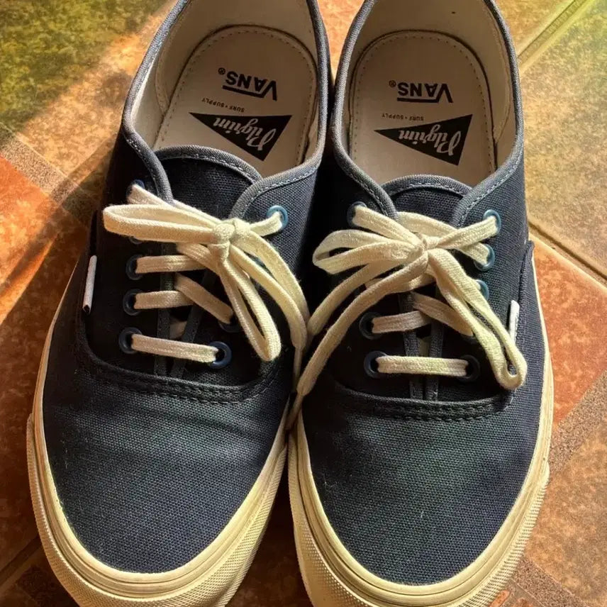 [BUNJANG] Vans Pilgrim Authentic Navy 260 / 반스 필그램 어센틱 네이비 260