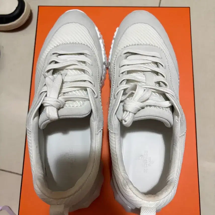 [BUNJANG] Hermès White Sneakers / 에르메스 스니커즈 화이트