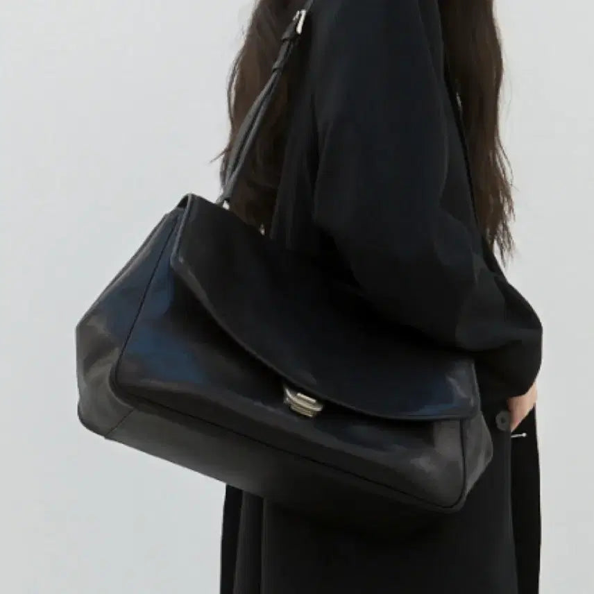 [BUNJANG] Atelier de Lumen Shoulder Bag / 아뜰리에드루멘 숄더백 거의새거!!!