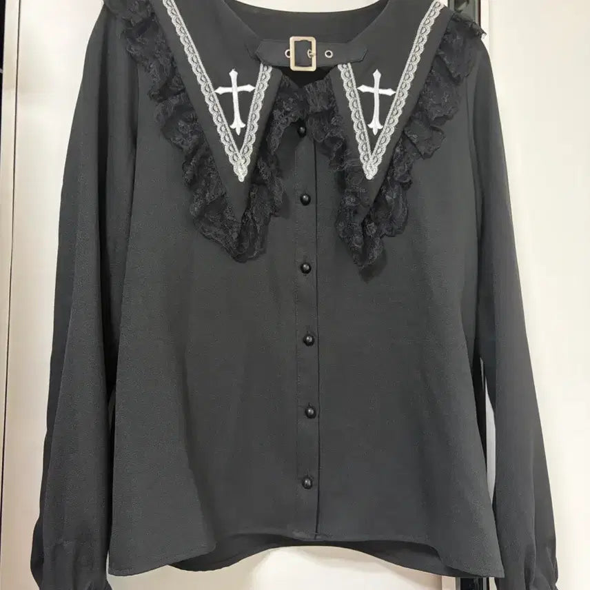 [BUNJANG] Mars Cross Blouse Long Sleeve / 마즈 mars 십자가 블라우스 긴팔 양산형지뢰계 양지뢰