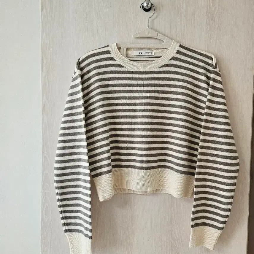 [BUNJANG] ID Stripe Knit / 새상품) id 스트라이프 니트