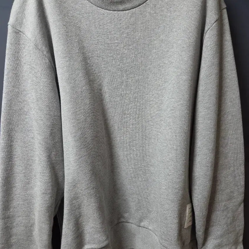 [BUNJANG] Thom Browne Back Tricolor Stripe Sweatshirt Grey / 톰브라운 백삼선 스트라이프 맨투맨 그레이